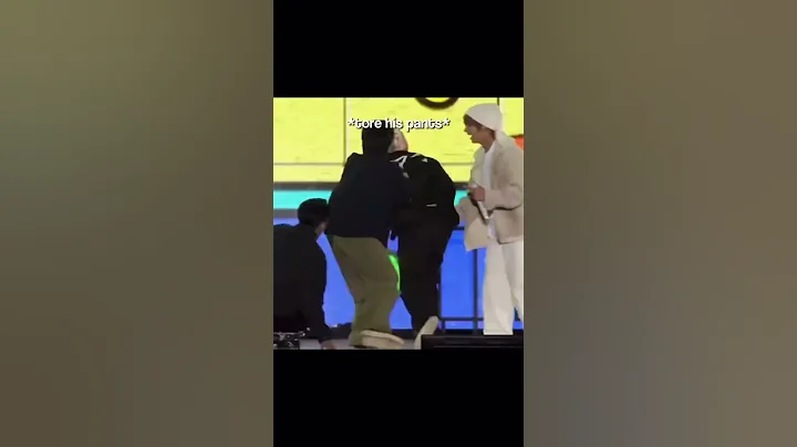 why are they so unserious 😭😭😂😂 dk's pant got ripped while dancing in concert😭😂 #seventeen