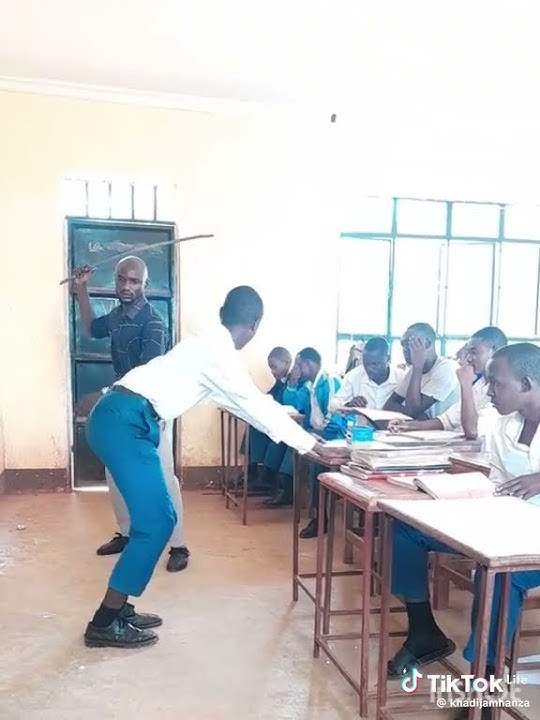 Vituko Vya Wanafunzi Shuleni