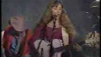 Juice Newton Loves Been a Little Bit hard on me (live) Juice Newton Loves Been a Little Bit hard on me (live)