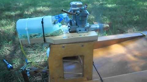 Kamikaze R/C Airboat with Enya 60-4C engine