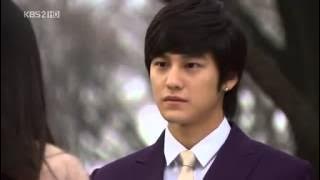 Ga Eul deja a Yi Jung