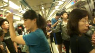 台北捷運C321型改裝車(157/158)西門站開車台北卡通模型標示