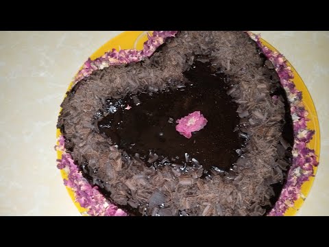 Vidéo: Gâteau Au Chocolat Aux Trois Ingrédients