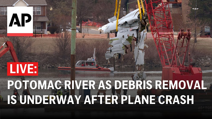 LIVE: View of the Potomac River as debris removal is underway after plane crash near D.C.