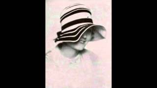 Charmaine - Valse-musette - Albert Carrara et son Orchestre - 1927 chords