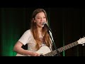 Jade Bird im Konzert in der radioeins Lounge - Full solo concert