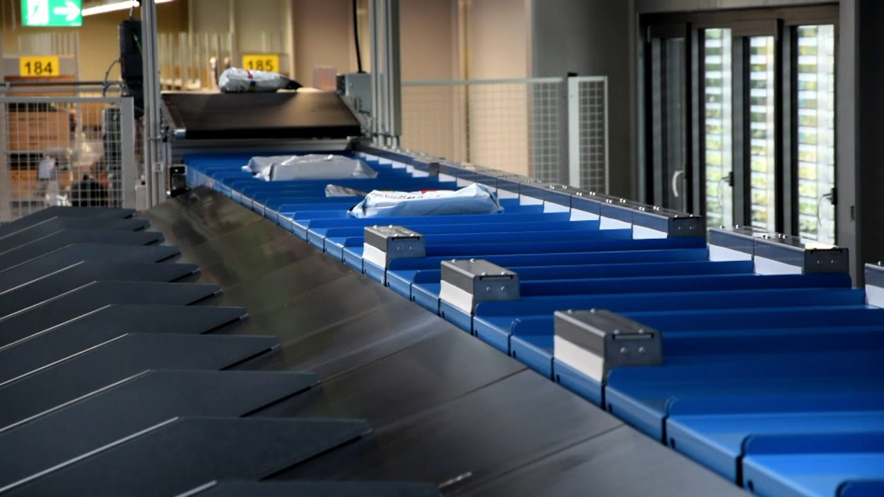 New vertical Optisorter at a large German E-commerce operation