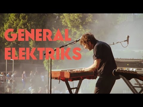 General Elektriks - Tu m&rsquo;intrigues - Live (Les Nuits Secrètes 2016)