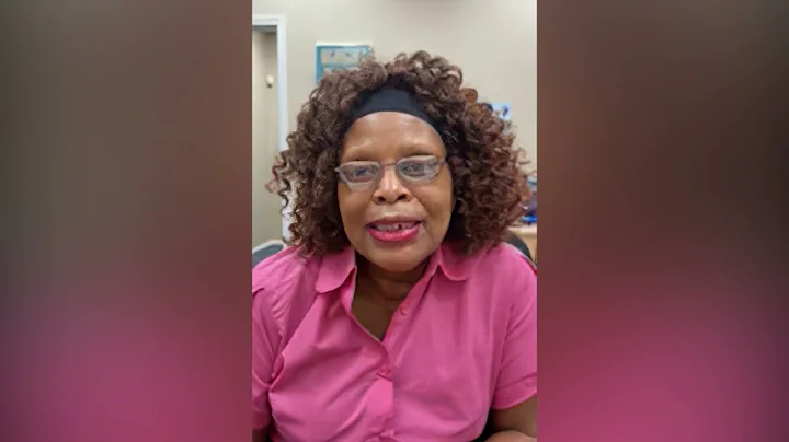 Gwendolyn Ellis uses +12D/14 BI prismatic for read...