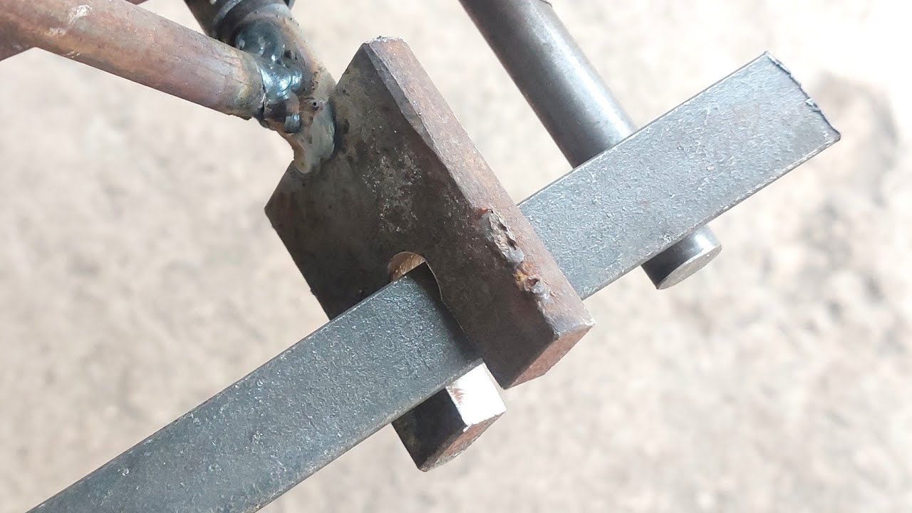 My Clever Trick for Bending Steel Chains Any Way You Want 