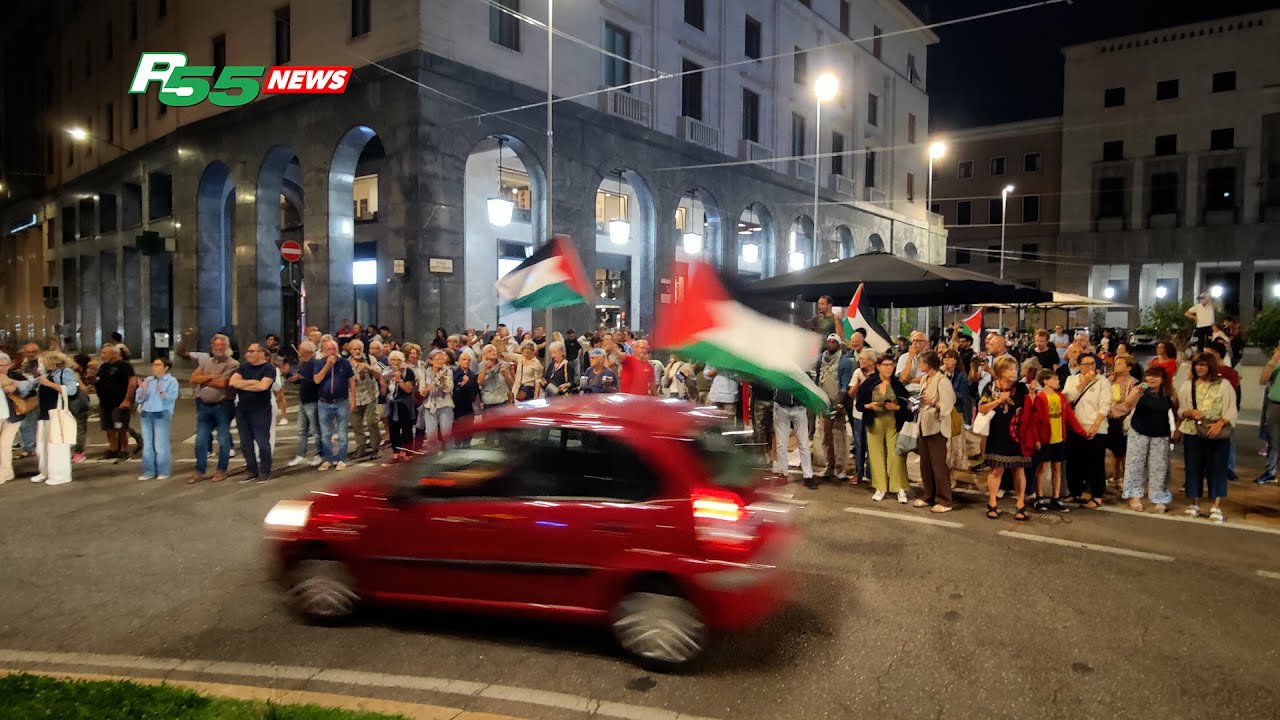 Varese - Corteo e baccano per Gaza, ma la politica non c'è