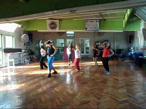 Jenifer lopez on the floor coreografia 2