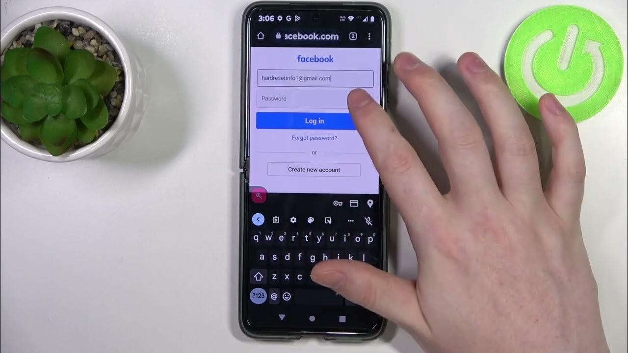 How to Manage Google Passwords on Motorola Razr 40 Autofill with