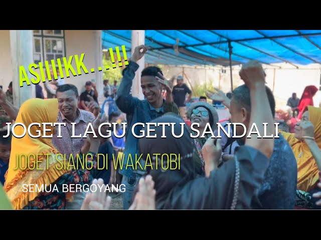 Joget Siang di Wakatobi - Lagu Getu Sandali class=