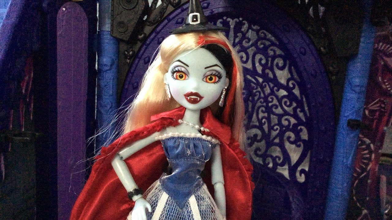 Bratz Bratzillaz Magic Night Out Vampelina Doll review