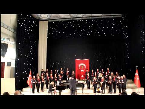 TRT İstanbul Radyosu Çoksesli Gençlik Korosu - Cumhuriyet Güneşi (10.11.2017)