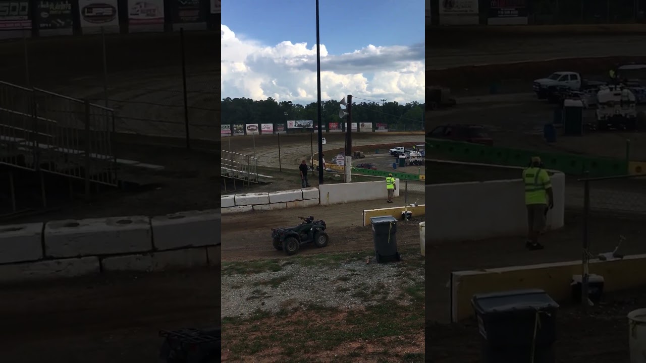 My favorite super late model racer racing at his home track Aston Wanger #12 