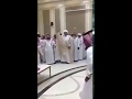 طرد المعمم الحساوي أكرم البلادي من مجلس أهل السنة في الاحساء وقالوا له المذاهب الإسلامية أربعة فقط