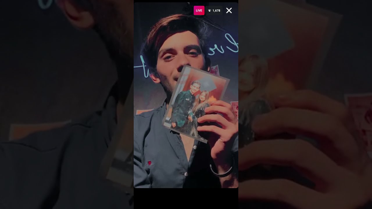 Shaheer dedicate song to Hafsa khan / live on Instagram