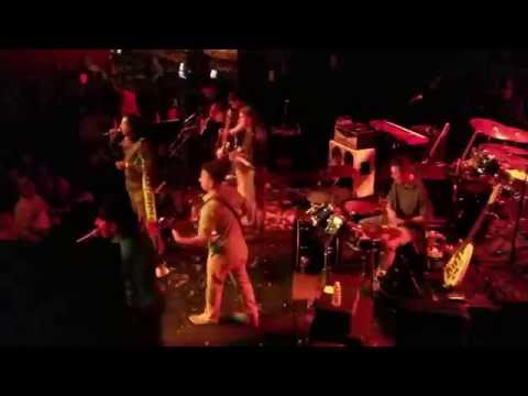 la-noche-oskura---light-up-(live-@-ace-of-spades)