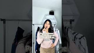 Probándome Ropa De Mi Mamá