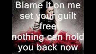 Evanescence- Lacrymosa Lyrics on Screen