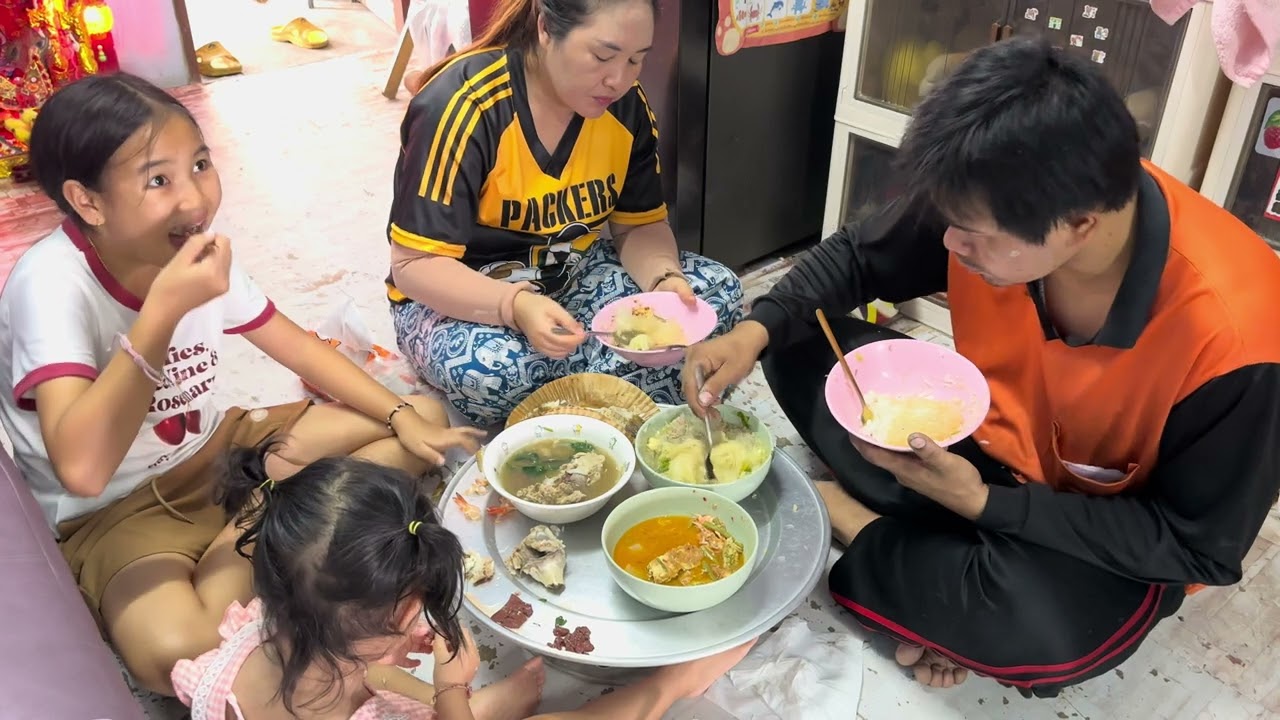 🇹🇭♥️🇱🇦กับเข้ามื้อนี้แกงเส้นกับแกงส้มคับ🥬🥬