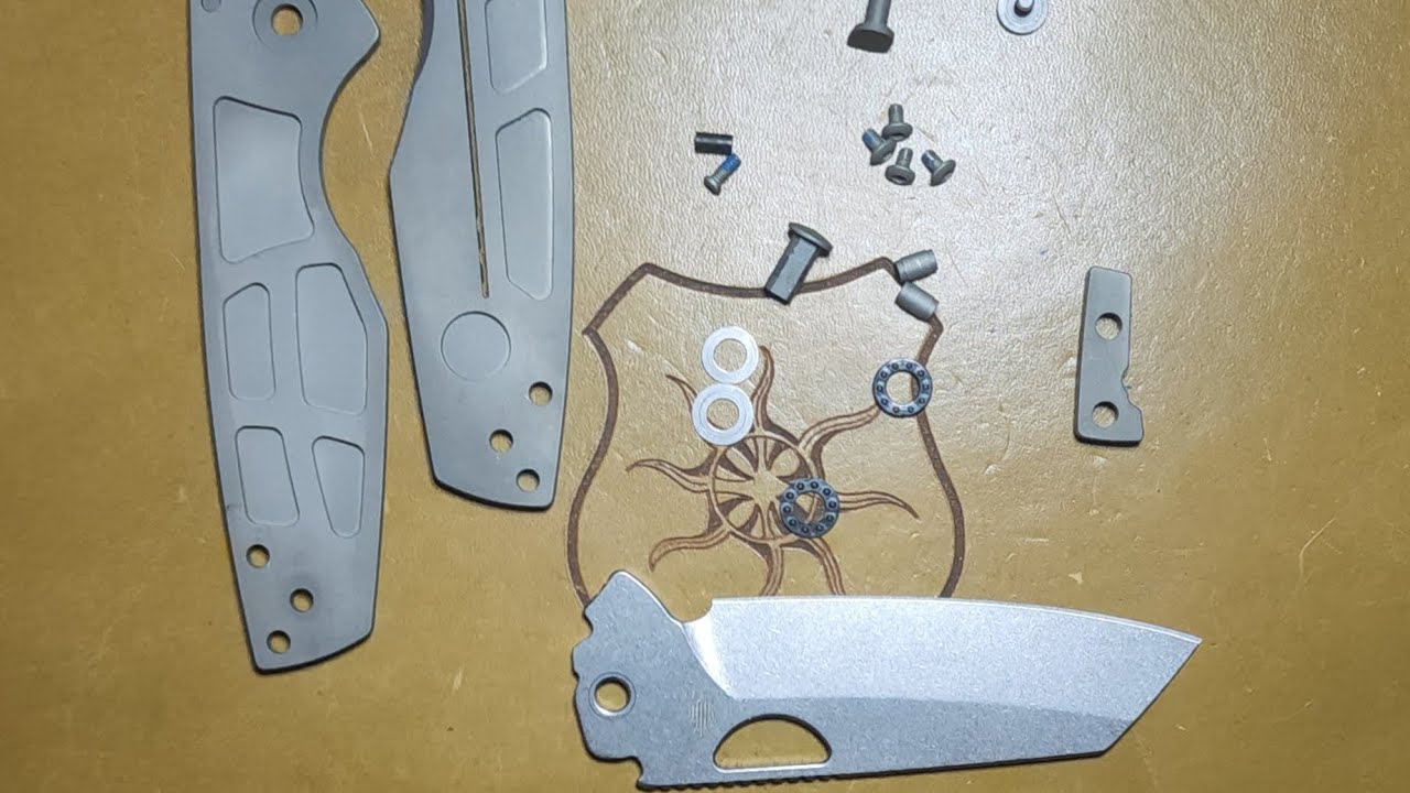 Kizer Sparrow in s35vn and Titanium framelock - disassembly and ...