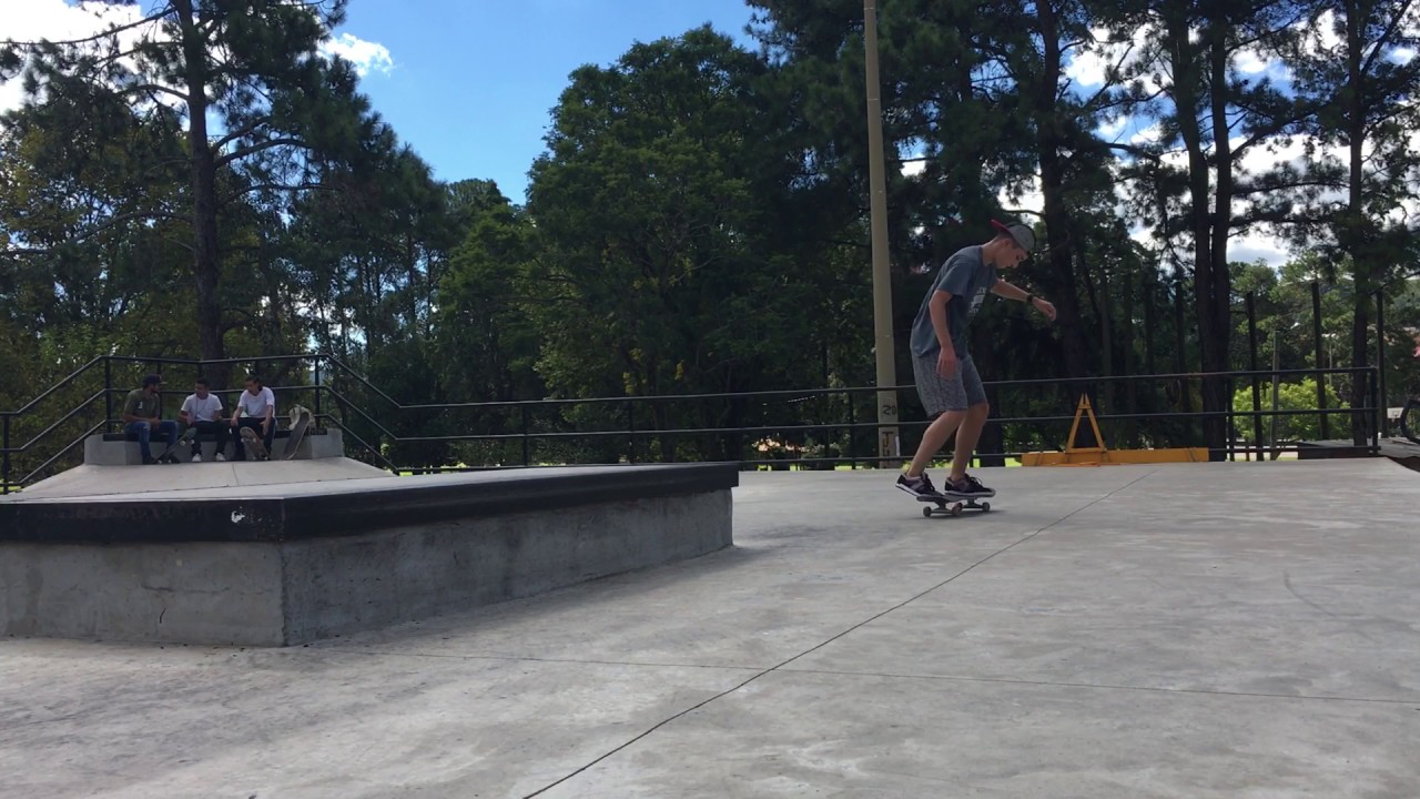 Fs Tail Slide big spin out