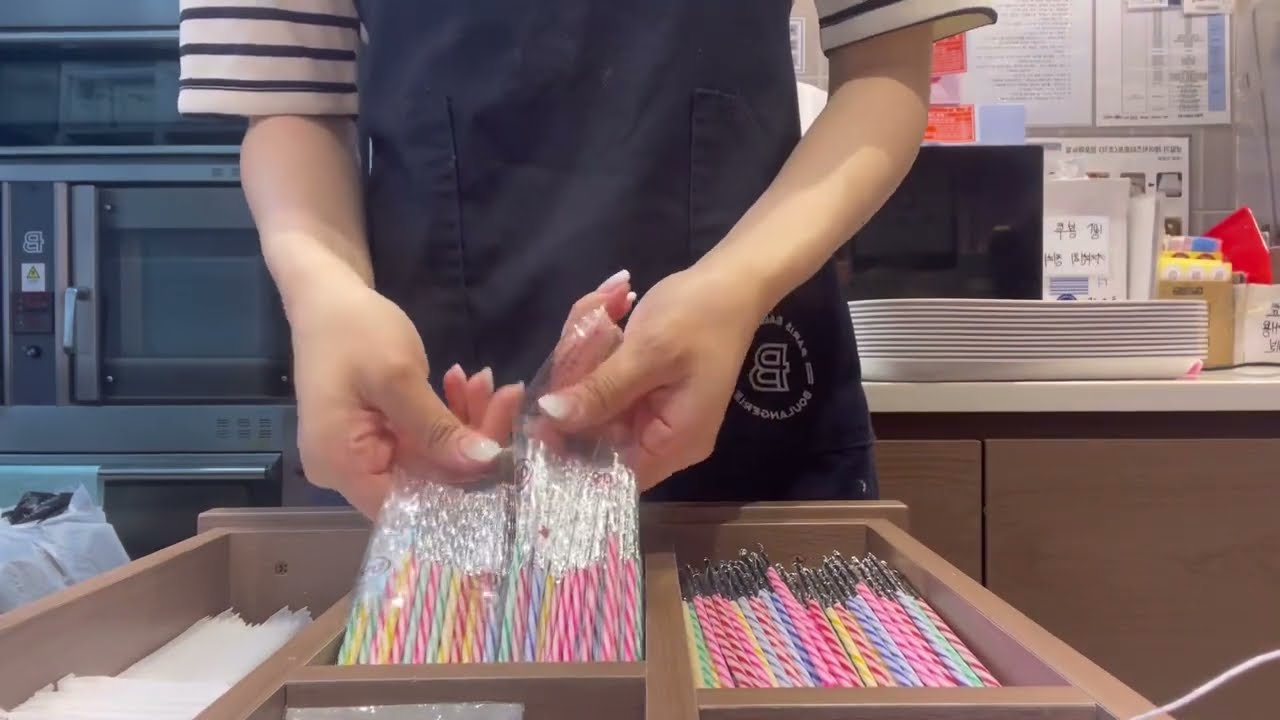 [VLOG] 파리바게트 마감 알바 브이로그 | 알바생 밀착 브이로그 | 🍞🥖