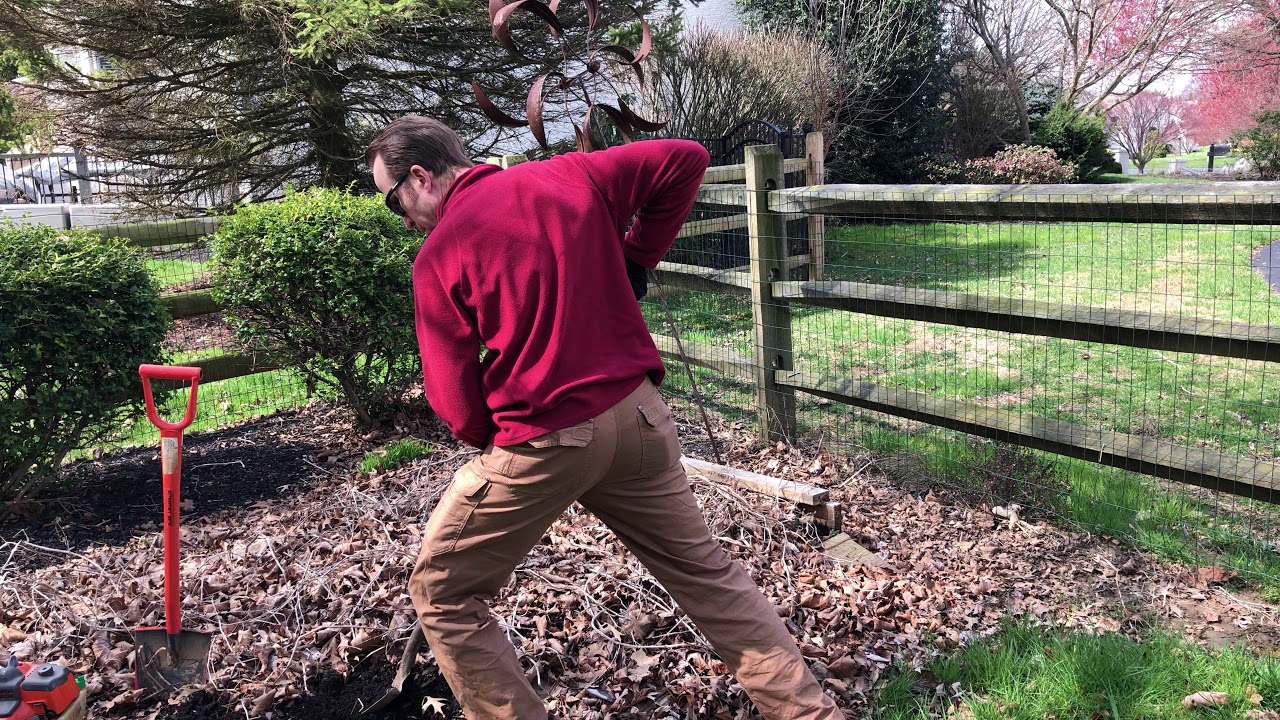 How to use garden tools without hurting yourself