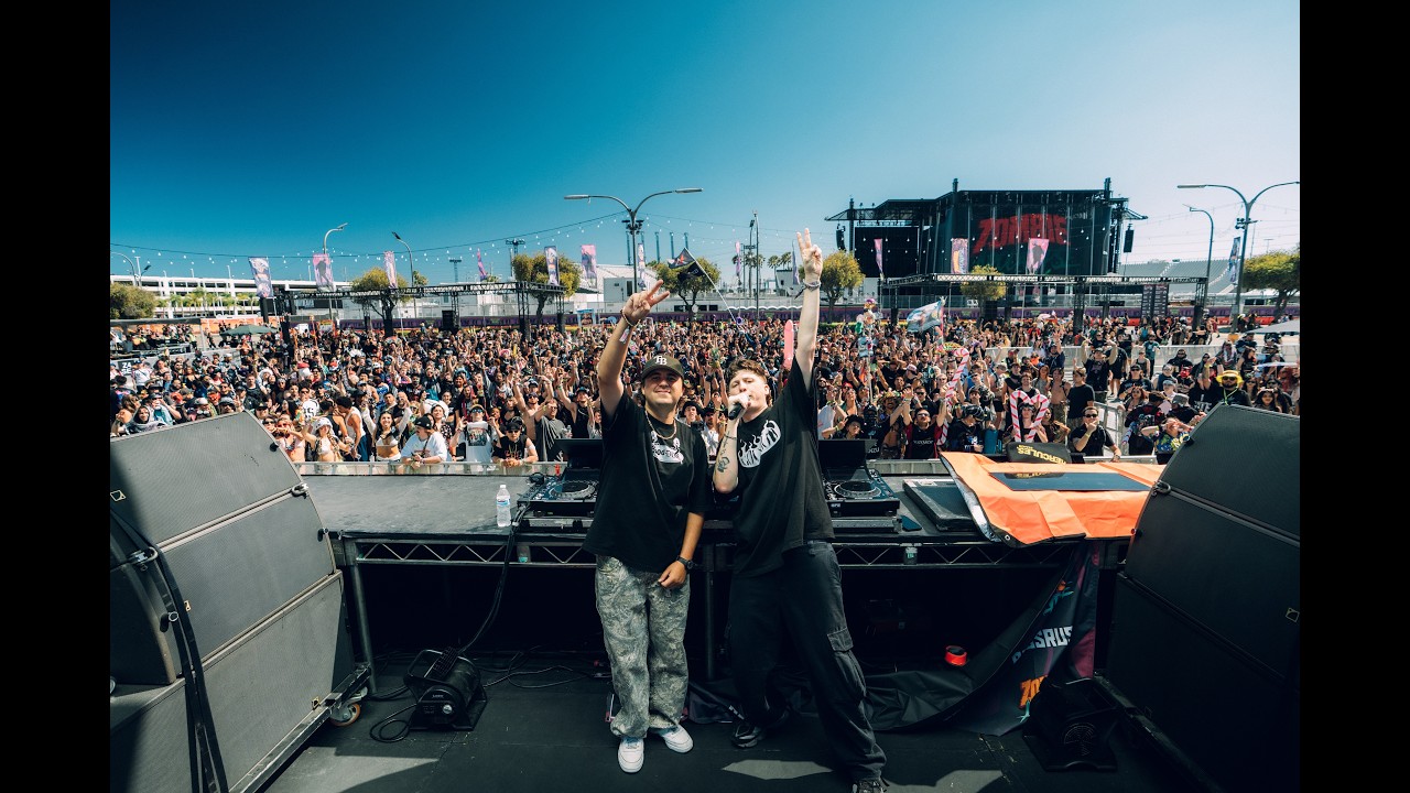 Watch OPHION B2B FIELDZ PRESENTS POPULAR DEMAND @ APOCALYPSE FEST 2026 on YouTube Watch OPHION B2B FIELDZ PRESENTS POPULAR DEMAND @ APOCALYPSE FEST 2026 on YouTube
