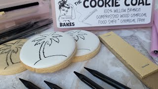 The Cookie Coal! No projector? No problem! Draw AND transfer decorated sugar cookies easily.