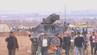 Kurds near Kobani afraid to enter Turkey