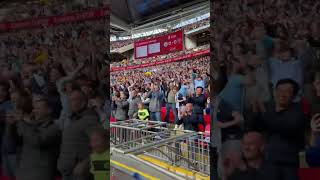 How #ManCity fans reacted to taking the lead at #Wembley 🔵#EmiratesFACup #مانشستر_سيتي
