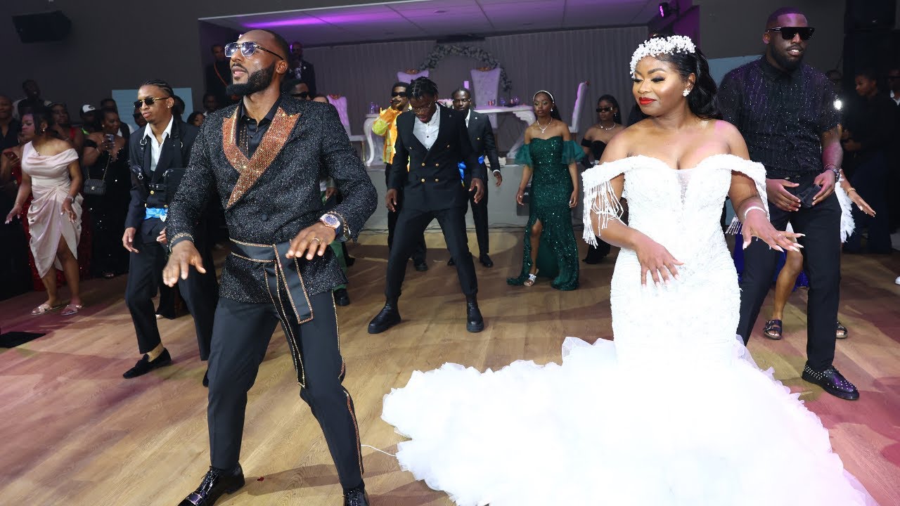 DANIEL & CHRISTELLE FLASHMOB WEDDING LIVE MUSIC