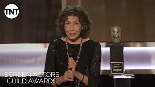 Lily Tomlin Wins Lifetime Achievement Award | 23rd Annual SAG Awards | TNT