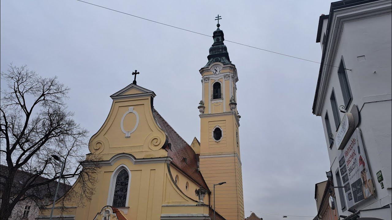 Langenlois (ANÖ) Mittagsangelus und Läuten der