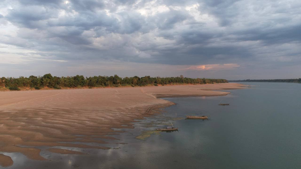 កោះទ្រង់ ខេត្តក្រចេះ-Koh Trong - Kratie Province