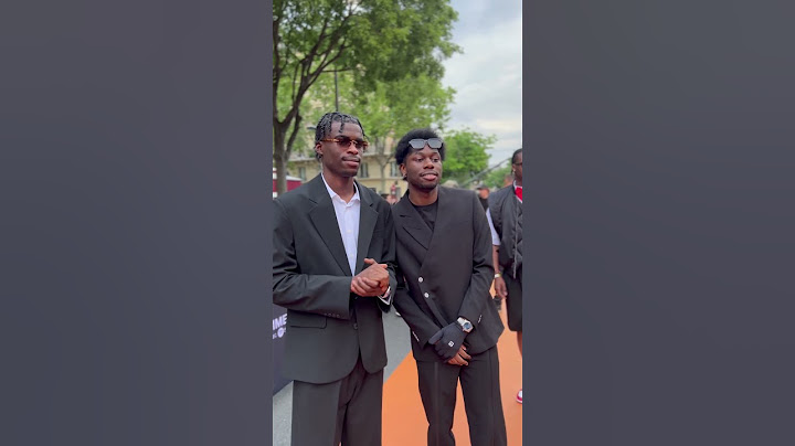 Tiakola x Rsko posent sur le tapis rouge des Flammes