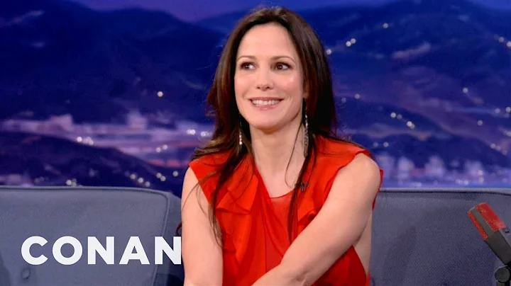 Bruce Willis Shot A Bee By Mary-Louise Parker's Fa...