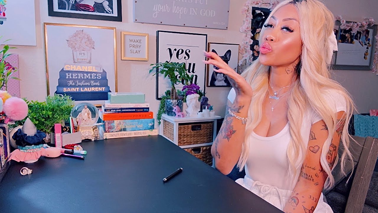 YOU DID IT ! THRU ALL UR FAMILY BULLSH**.. UR THE MOST BEAUTIFUL BEING IVE EVER SEEN..