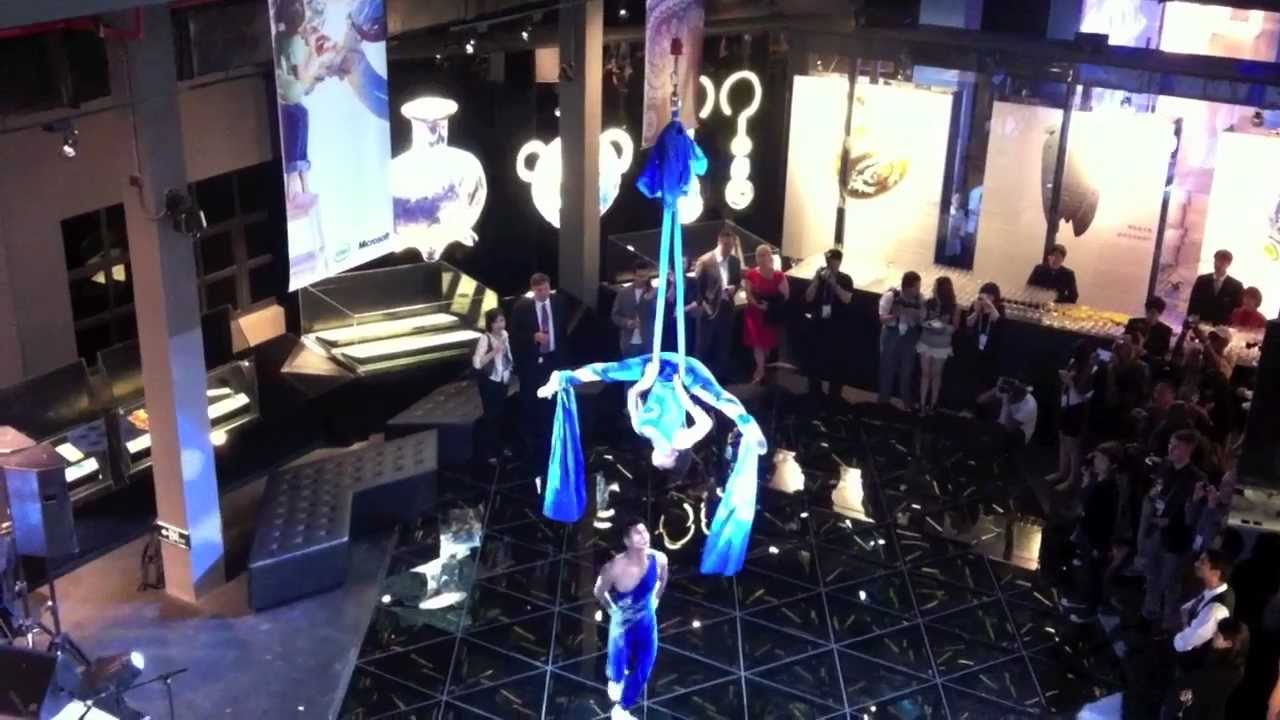 Asian Acrobats 6