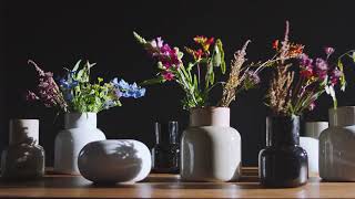 af ingeniør efterklang Earthenware vases by Cecilie Manz | Fritz Hansen - YouTube