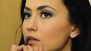 Seattle Seahawks Gameday Makeup Tutorial screenshot 5