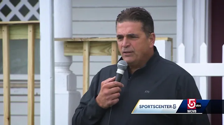 Mass. hockey great Kevin Stevens powers forward