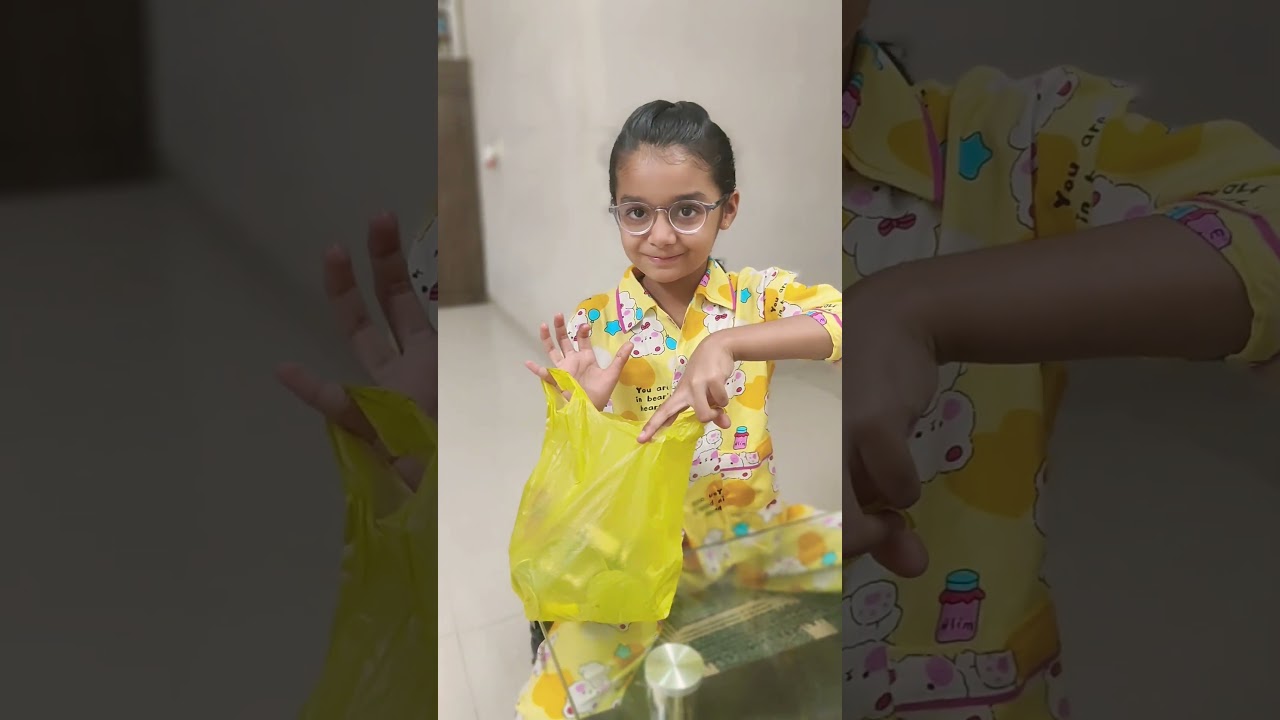 let's buy some small utensils for my daughter in local train 