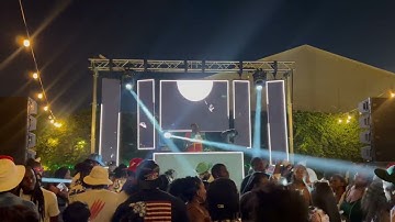 LED SCREEN SLICE STRIPS DISPLAY
