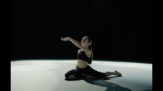 Хореографическая постановка с элементами художественной гимнастики в исполнении Эмилии Гераевой