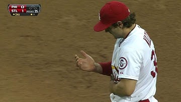 Kozma dives for spectacular catch at short